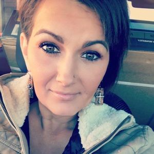 Meet your Posher, Marci